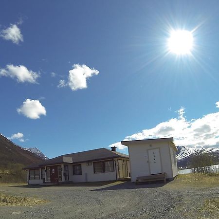 Lyngen Fjordcamp Villa Nord-Lenangen Екстериор снимка