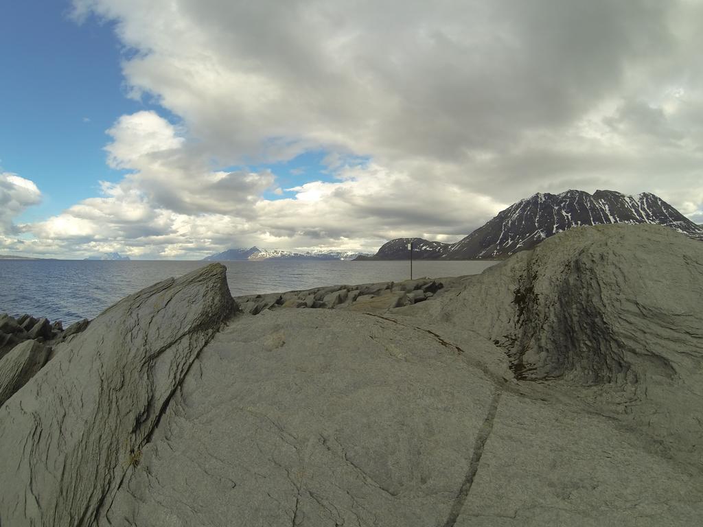 Lyngen Fjordcamp Villa Nord-Lenangen Екстериор снимка
