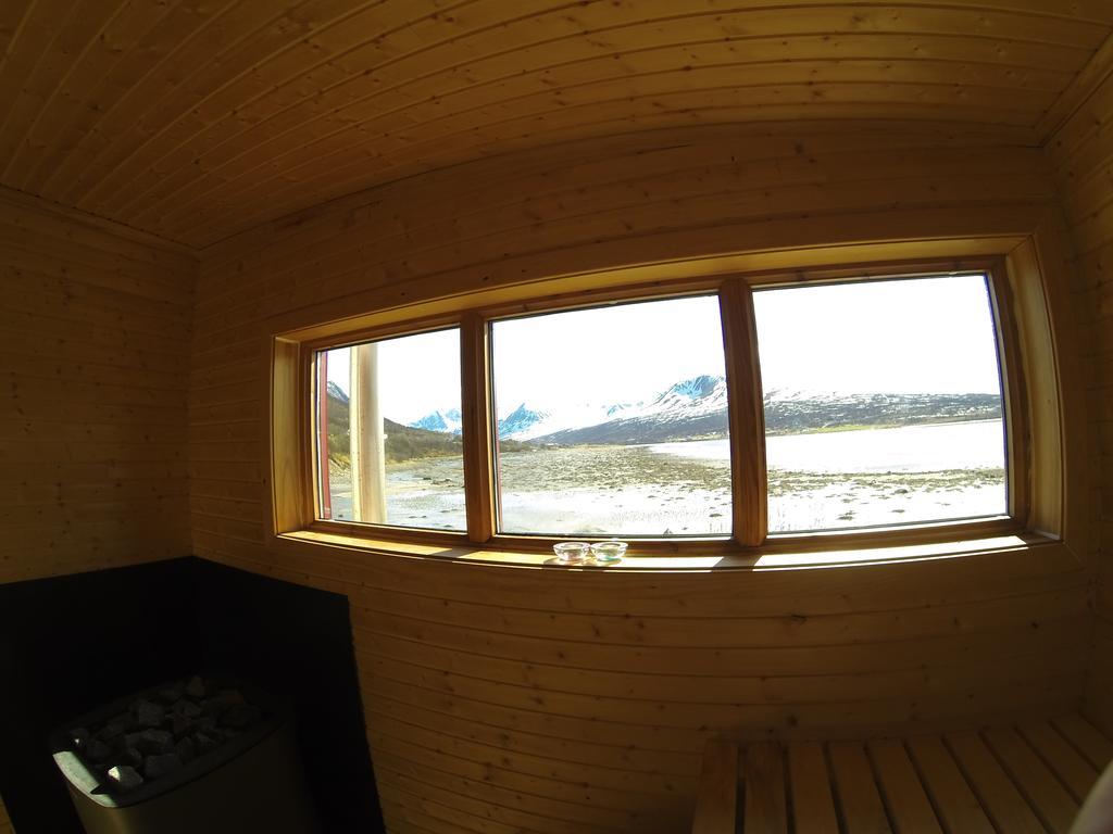 Lyngen Fjordcamp Villa Nord-Lenangen Екстериор снимка
